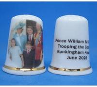 Birchcroft Dé à coudre en porcelaine de Chine - Prince William avec famille de Noël 2020