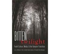 Bitten By Twilight: Youth Culture, Media, & The Vampire Franchise (Mediated Youth) (Paperback) Melissa A Click, Jennifer Stevens Aubrey, Elizabeth Behm - Morawitz (Auteur)