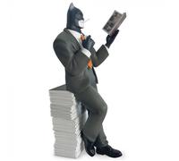 Blacksad - Figurine De Collection En Résine Blacksad Sur Une Pile D'albums