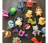 Blocs de construction Pokémon, figurines de monstres de poche, décorations de bureau kawaii pour personnages de dessin animé, jouets éducatifs pour Halloween, cadeaux d'anniversaire pour enfants. Livr