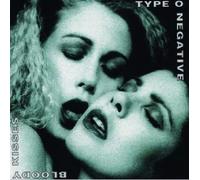 Bloody Kisses (Suspended in Dusk Édition)