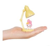 Blue Sky Studios Mini Lampe de Bureau My Melody, Lampe de Chevet, Figurine | Lampe veilleuse enfant, LED orientable, interrupteur marche/arrêt, figurine amovible, piles incluses, by Blue Sky Studios