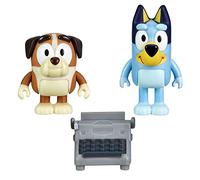 Bluey and Winton School Friends Lot de 2 Figurines Officielles de 6,3 à 7,6 cm à Collectionner avec Accessoire de Machine à écrire