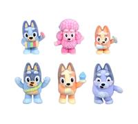Bluey Lot de figurines Fuzzies Deluxe avec 6 mini figurines de collection spécialement floquées. Comprend 2 figurines surprise (pack aveugle), cartes à collectionner et guide à collectionner. 50 mini