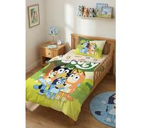 Bluey Parure de Lit Enfant 100% Coton - Housse de Couette 100x135 cm + Taie d'Oreiller 40x60 cm - Design Réversible Famille Heeler (Bluey, Bingo, Bandit, Chilli) - Idéal Lit Bébé, Junior et Transition