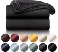 Blumtal Couverture douillette Couverture polaire moelleuse - Couverture Canapé Certifié Oeko-TEX®, Couverture de canapé, Couverture, Couvre-lit et Couvertures de salon Couvertures douillettes