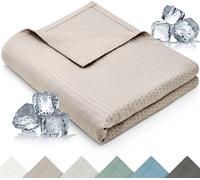 Blumtal couverture rafraîchissante 150x200 cm - couverture d'été en bambou pour le canapé et le lit, respirante & rafraîchissante - Taupw, idéale comme couverture de voyage- Taupe