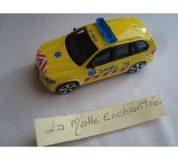 BBurago Maisto France - 30074 - Véhicule miniature - Street Fire Emergency - Échelle 1/43 - Modèle aléatoire