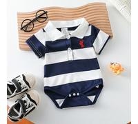 Body bébé garçon d'été à manches courtes, col côtelé, confortable et non déformable, motif rayé bleu et blanc classique, simple et généreux, fermeture par boutons devant, design d'entrejambe pour un e