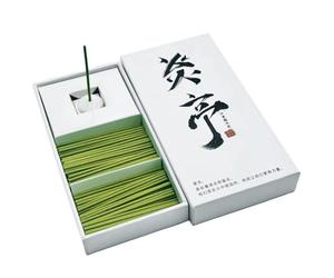 Bogoro Encens Naturels, Baton Encens, Encens Bâtonnets d'Encens, Bâton d'encens, 100 bâtons de 6,5 cm, Coffret encens cadeau, pour Méditation, Yoga, Aromathérapie et Relaxation (YanTing)