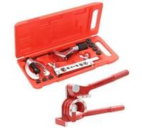 Boîte à outils avec une pince à cintrer G