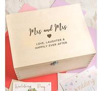 Boîte à souvenirs de mariage avec inscription « Mrs and Mrs »