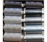 Boîte de 10 bobines de fil à coudre assorties - 10 bobines de fil en polyester à coudre sur verrouillage - 914,4 m de long et 110 (assortiment de gris)