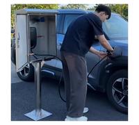 Boîte de verrouillage de chargeur EV étanche pour l'extérieur - Boîtier sécurisé sur pied pour véhicules électriques, idéal pour les villas, les cours et les centres commerciaux