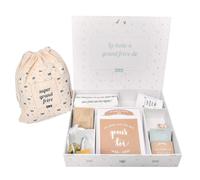 Boite du super grand frère avec ses cadeaux : pochon, toupies, graines, bavoir, 10 règles d'or, carte, bons pour