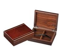 Boite en bois pour 2 jeux de cartes, marqueterie de Noyer G