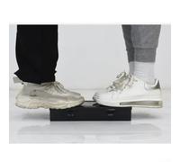 Boîte en plastique robuste conçue pour organiser en toute sécurité diverses petites pièces telles que les clips, les rivets et les fragments mécaniques (D)