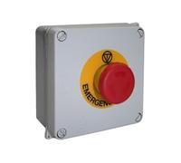 - Boîte étanche + arrêt d'urgence et étiquette