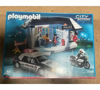 BOITE SET PLAYMOBIL PLAYMO CITY LIFE ACTION 5013 LE GRAND COMMISSARIAT DE POLICE