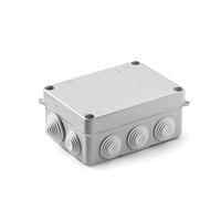 Boîtier de jonction carré IP44 étanche - Dimensions : 150 x 110 x 70 mm - Couleur : gris - Idéal pour les installations électriques en extérieur.