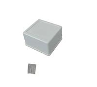 Boîtier de raccordement robuste en plastique ABS de différentes tailles pour une installation facile et une protection sûre des composants. Boîtier de raccordement durable en plastique ABS