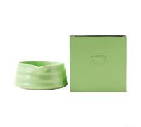 Bol à matcha japonais fabriqué à la main avec bec verseur pour la préparation du thé et le partage social, fabriqué à partir de matériau sûr en faïence (vert)