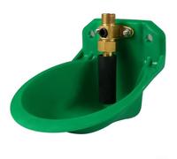 Bols d'eau automatiques pour bovins, chèvres, chevaux, moutons, cochons, design en plastique vert avec valves en cuivre et abreuvoir pour élevage de bétail, système d'hydratation facile à installer