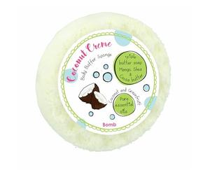 Bomb Cosmetics Éponge 2 en 1 infusée de savon pour le corps, exfoliante, triple beurre avec savon à l'intérieur de la crème de noix de coco