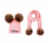Bonnet et écharpe brodés avec nom personnalisé avec cadeau d'anniversaire brodé pour bébé et écharpe assortie (rose)