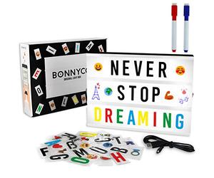 BONNYCO Light Box avec 400 Lettres et Emojis, 2 Marqueurs, Ç Inclus. Boite Lumineuse Message Idéal Décoration Maison, Chambre, Fête. Tableau Lumineux Idée pour Cadeau Original Anniversaire, Noel