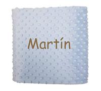 Borda y más Couverture bébé personnalisée avec nom brodé. Dimensions: 80 x 110 cm. Toucher Velours - Bleu Ciel - Cadeaux pour bébés Nouveaux-né