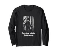 Born from Shadow. Bound to None. Silhouette Militaire Manche Longue