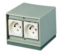 Borne équipée 4 PC 2P+T - GOULOTTE INSTALLATIO HAGER TEHASOL506