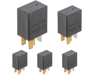 Bosch 0332011007 Micro-Relais 12V 30A, 4 Terminaux, Ip5K4, Résistance aux Températures Allant de -40° C À 100° C (Lot de 5)