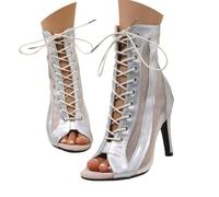 Bottes à talons aiguilles en PU à lacets avec panneaux latéraux pour femme | Les hauts hauts lacets, les orteils ouverts et les talons hauts fins définissent ces bottes, avec un design structuré qui