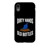 Bottle Digging Dirty Hands Old Bottles Antique Hunting Coque pour iPhone XR