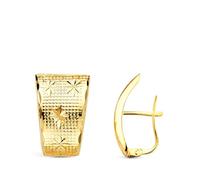 Boucled’oreille En or 18 carats, facetté et sculpté, de 18 mm.