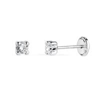 Boucled’oreille en or blanc 18 carats avec zircon cubique de 3 mm et quatre griffes, 3,5 mm de large.