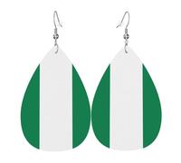 Boucles d'oreilles en cuir avec drapeau du Nigeria. Forme élégante en forme de goutte, parfaite pour les femmes, et un excellent choix de décoration pour les fêtes et les vacances.
