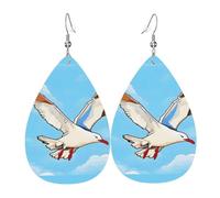 Boucles d'oreilles en cuir avec mouettes volantes. Forme élégante en forme de goutte, parfaite pour les femmes, et un excellent choix de décoration pour les fêtes et les vacances.
