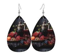 Boucles d'oreilles en cuir de raisin et de vin. Forme élégante en forme de goutte, parfaite pour les femmes, et un excellent choix de décoration pour les fêtes et les vacances.