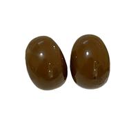 Boucles d'oreilles en résine en forme de C confortables et durables pour femmes. Look minimaliste qui complète n'importe quel ensemble sans effort. Boucles d'oreilles uniques, taille unique, comme