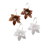 Boucles d'oreilles florales sophistiquées - Boucles d'oreilles sophistiquées en forme de fleur de gardénias pour les fêtes et les tenues décontractées - Bijoux polyvalents
