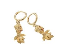 Boucles d'oreilles pendantes artistiques en forme de poisson conçues pour les femmes qui apprécient les accents marins et veulent de la personnalité