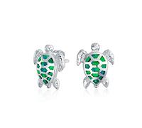 Boucles D'Oreilles Tortue De Mer Incrustée D'Opale Créée Verte Pour Les Plages Tropicales Pour Les Femmes Ados .925 Argent Sterling 13Mm