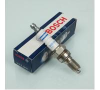 Bougie d'allumage Bosch pour Moto Honda 125 Xl V Varadero 2001 à 2017 Neuf