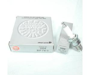 Bougie D'allumage Ngk Pour Moto Yamaha 750 Xs 1977 À 1983 Bp7es Neuf