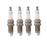 Bougie d'allumage pour BOSCH 242 235 983 pour VW POLO (6N2) 1 1999-2001