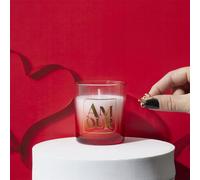 Bougie parfumée de luxe AMOUR - Design ombré rouge - Bijoux surprise inclus - Parfait comme cadeau de Saint-Valentin ou d'amour - Rouge