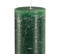 Bougies bâton vertes rustiques pour une décoration harmonieuse et stylée